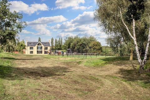 5 bedroom detached house for sale, Holme Road, Yaxley, PE7