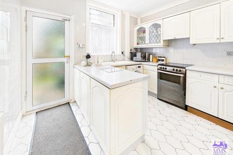 2 bedroom terraced house for sale, Borstal Street, Borstal, Rochester
