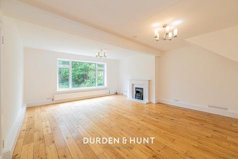 undefined, Longfields, Ongar, CM5