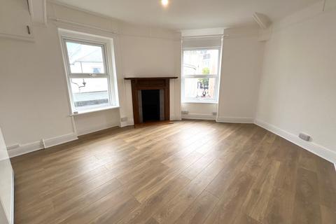 2 bedroom flat to rent, Pound Lane, Teignmouth, TQ14