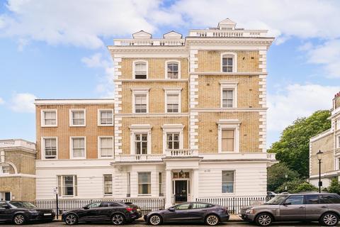 Onslow Gardens, London, SW7