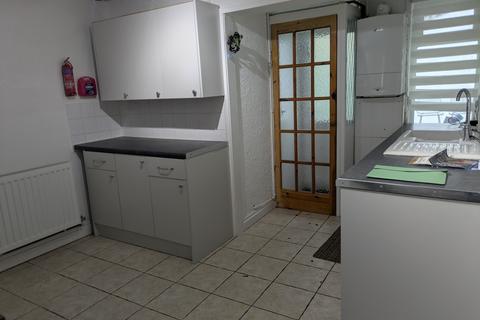 2 bedroom end of terrace house to rent, St Catherine Street, Ventnor, Isle of Wight