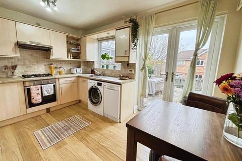 73 Ploughmans Croft, Bradford, BD2 1LE