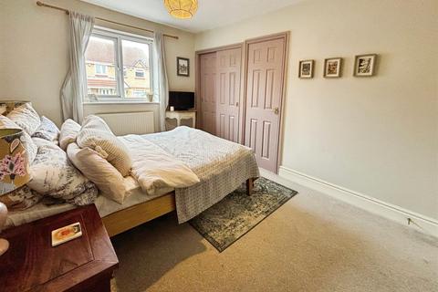 73 Ploughmans Croft, Bradford, BD2 1LE