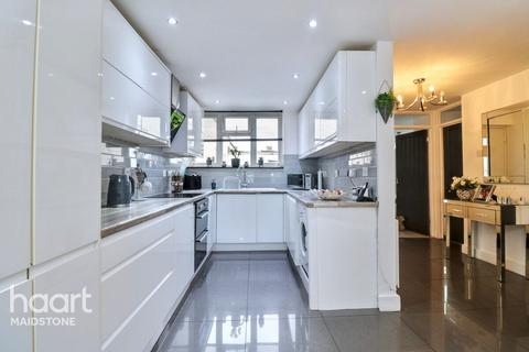 undefined, Longfield Place, Maidstone