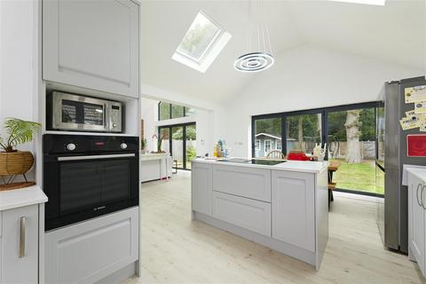 3 bedroom detached house for sale, Hackington Road, Tyler Hill