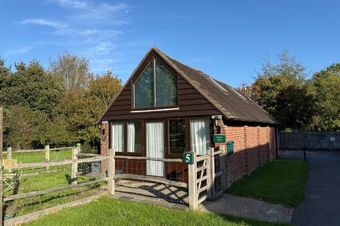 Office to rent, Units 1a & 1b Danworth Farm, Cuckfield Rd Hurstpierpoint BN6 9GL
