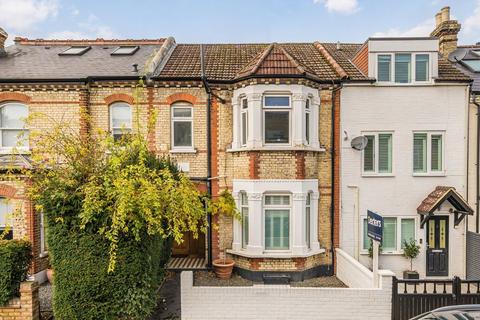 Haliburton Road, St Margarets TW1