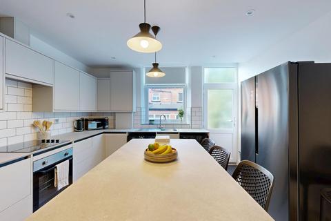 6 bedroom house to rent, Mayville Street, Leeds LS6