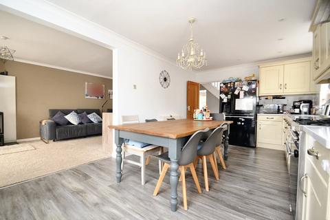 undefined, Broadstone