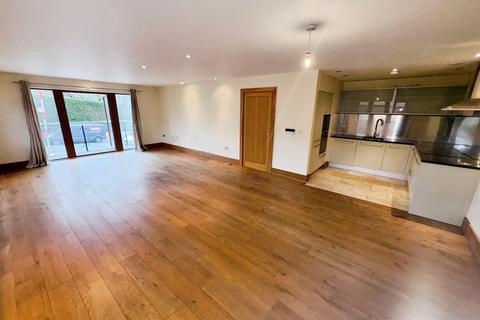 2 bedroom apartment to rent, Birkby Road, West Yorkshire HD2