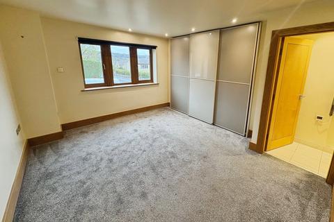 2 bedroom apartment to rent, Birkby Road, West Yorkshire HD2