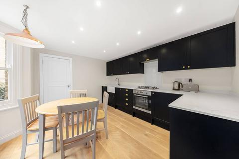 2 bedroom flat to rent, Warriner Gardens, Battersea Park, London, SW11