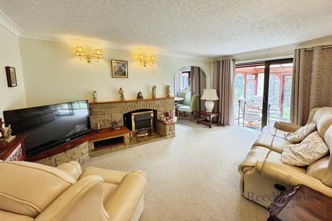 2 bedroom bungalow for sale, Tabard Road, Goole DN14