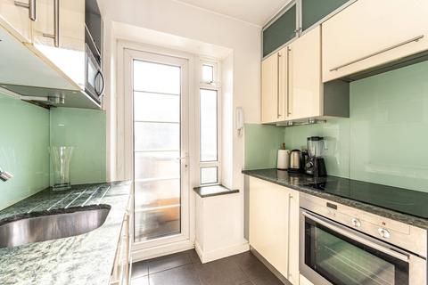 Portsea Place, Hyde Park Estate, London, W2