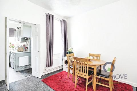 2 bedroom terraced house to rent, Snydale Road, Barnsley S72