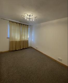 3 bedroom detached house to rent, Fiennes Close, Dagenham, Essex, RM8