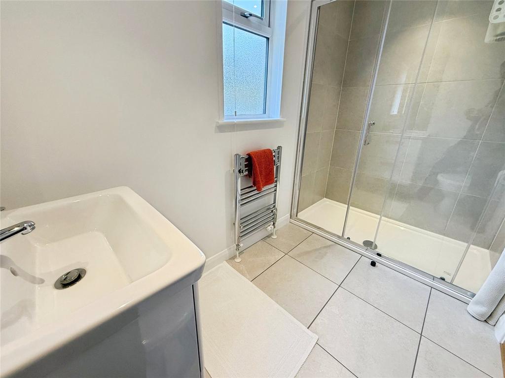 Ensuite