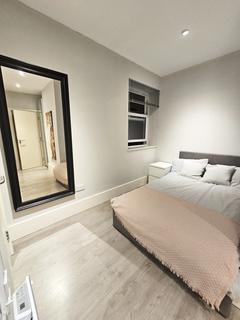 Studio to rent, Lithos Road, London NW3