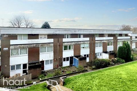 undefined, Menlo Gardens, London