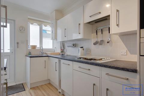 4 bedroom detached bungalow for sale, Darbys Lane, Oakdale, Poole