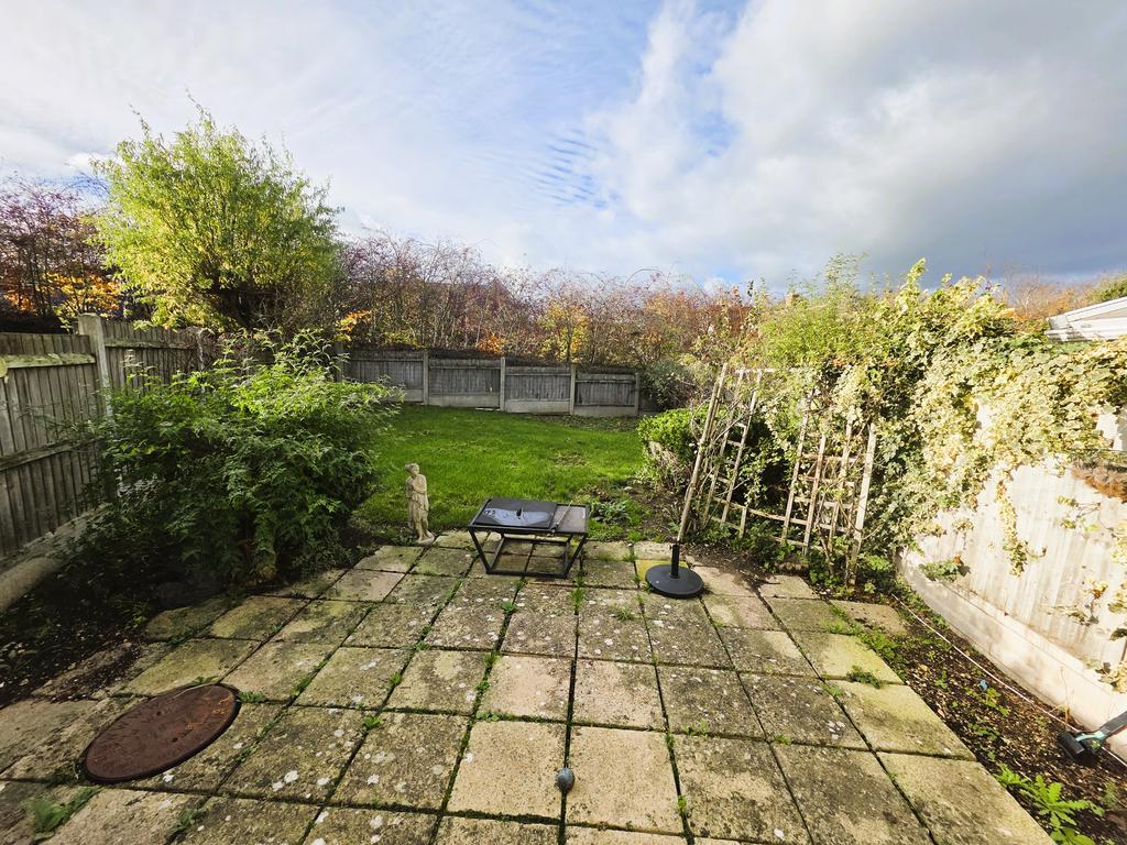 Patio to garden