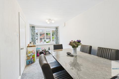 undefined, Dickinson Drive, Sutton Coldfield, B76 1FP