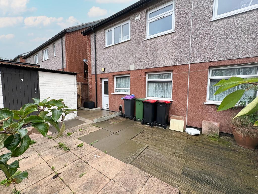 Garden rear of flat 1