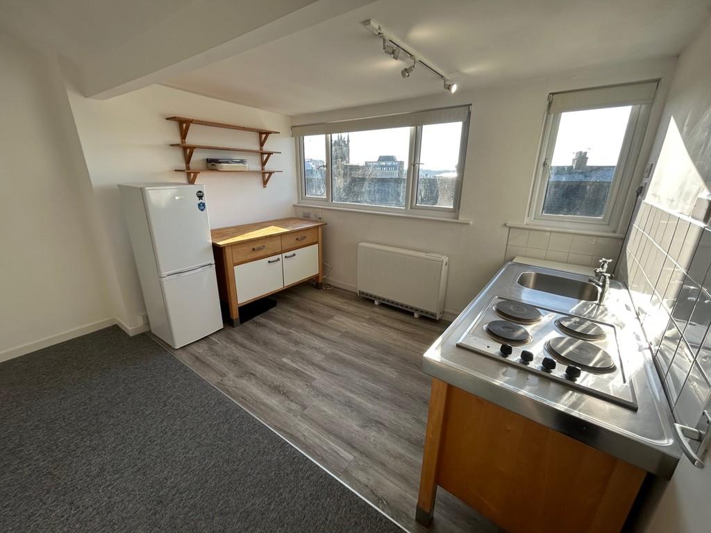 Kitchen IMG 2360