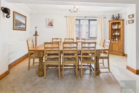 3 bedroom detached house for sale, The Street, Weybread