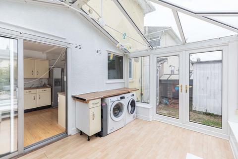 50 Benbow Crescent, Poole, BH12 5AJ