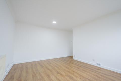 2 bedroom apartment to rent, Cleveland Court, Bath