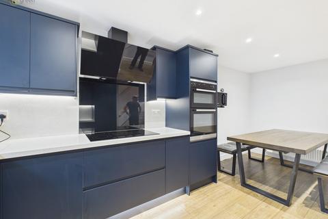 16 Gresley, Glascote Heath, Tamworth, B77 2HN