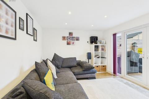 16 Gresley, Glascote Heath, Tamworth, B77 2HN
