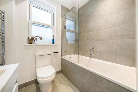 2 bedroom flat for sale, Ambergate Street, London SE17