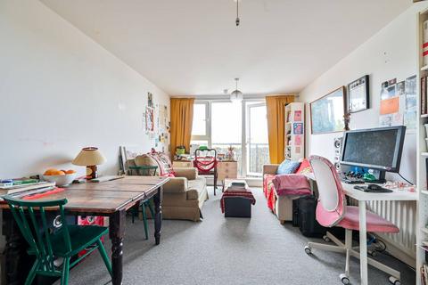 1 bedroom flat for sale, Townsend Street, Elephant and Castle, London, SE17