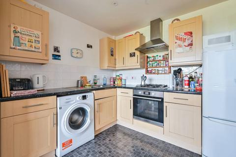 1 bedroom flat for sale, Townsend Street, Elephant and Castle, London, SE17
