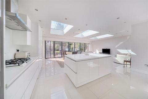 undefined, Clarendon Gardens, WEMBLEY