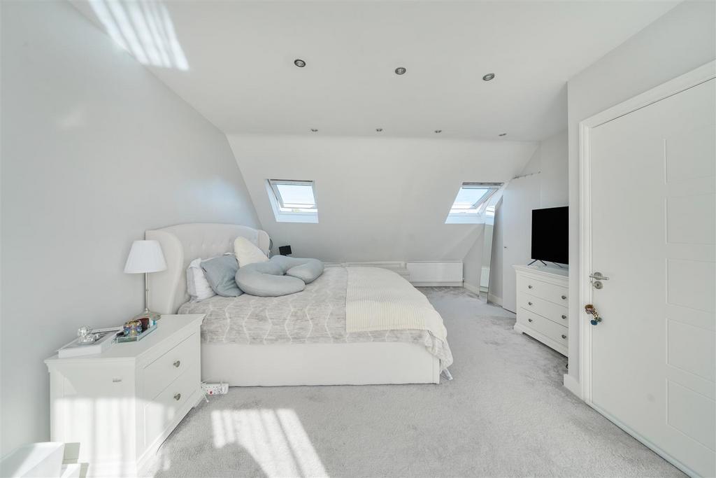 Master Suite 2.jpg