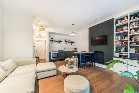 1 bedroom flat for sale, Chiswick High Road, Chiswick, London, W4