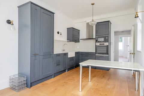 Flat A, 29 Vancouver Road, London, SE23 2AG