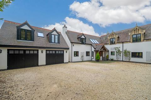 5 bedroom detached house for sale, Clifton Upon Dunsmore, Rugby, Warwickshire CV23 0BB