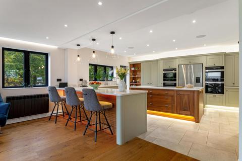 5 bedroom detached house for sale, Clifton Upon Dunsmore, Rugby, Warwickshire CV23 0BB