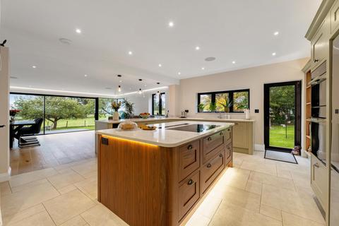 5 bedroom detached house for sale, Clifton Upon Dunsmore, Rugby, Warwickshire CV23 0BB