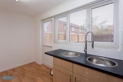 2 bedroom terraced house for sale, Allington Close, Taunton