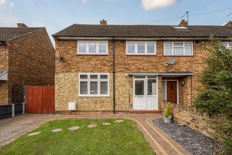 11 Perpins Road, London, SE9 2LF