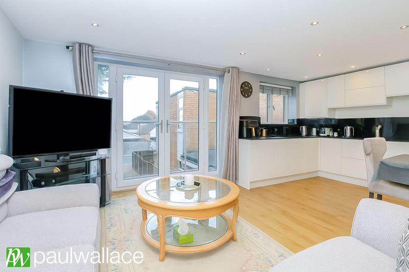 Lounge / Kitchen /