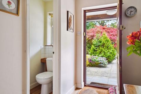 4 bedroom detached house for sale, Templewood Lane, Farnham Common