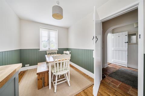 undefined, Dulverton