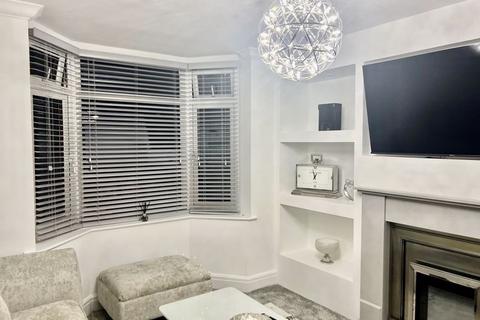 3 bedroom semi-detached house for sale, Bryn Pydew Road, Bryn Pydew
